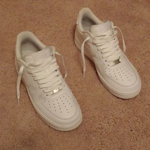 All White Nike Air Force 1 '07